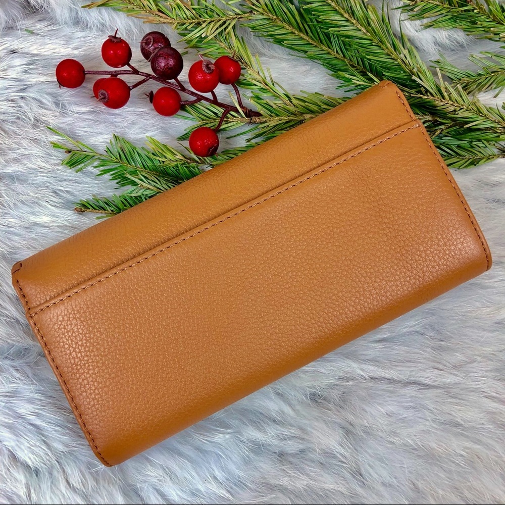 Tory Burch Marion Multi-Gusset Envelope Zip Wallet - Picture 2 of 8